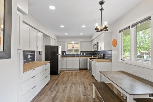 8401 Meadow Lake Road N, Minneapolis, MN 55428