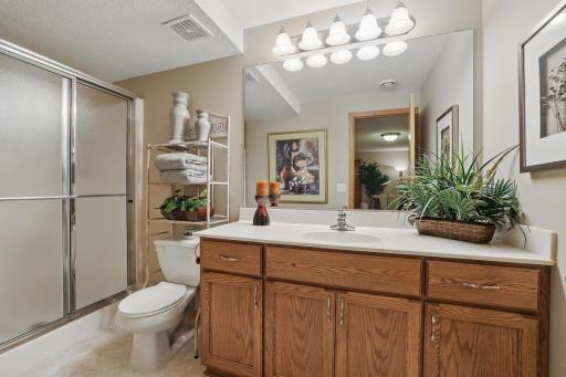2642 Boulder Way, Burnsville, MN 55337