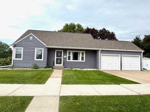 524 Kingston Street N, Caledonia, MN 55921