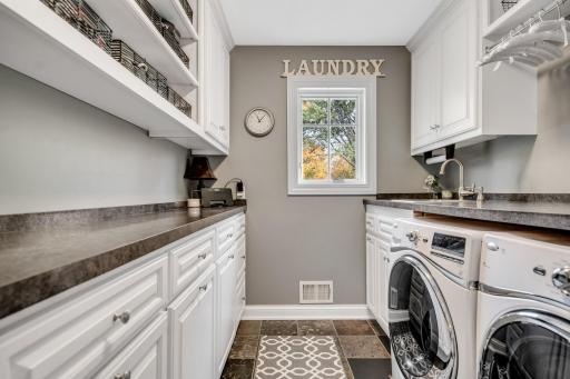 4425 Ellsworth Drive, Minneapolis, MN 55435