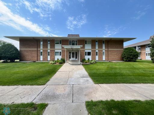 2711 12th Street S, A2, Fargo, ND 58103