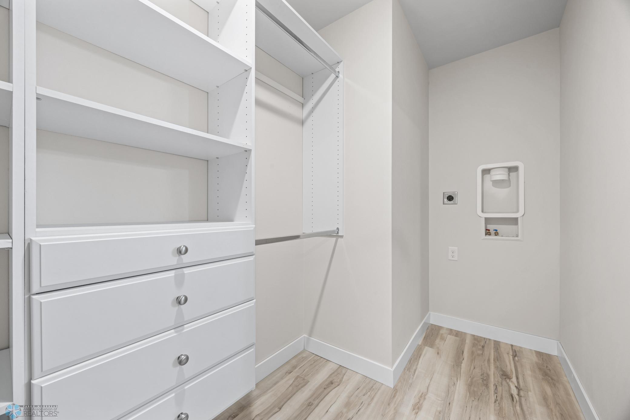 PRIMARY SUITE 4.jpg