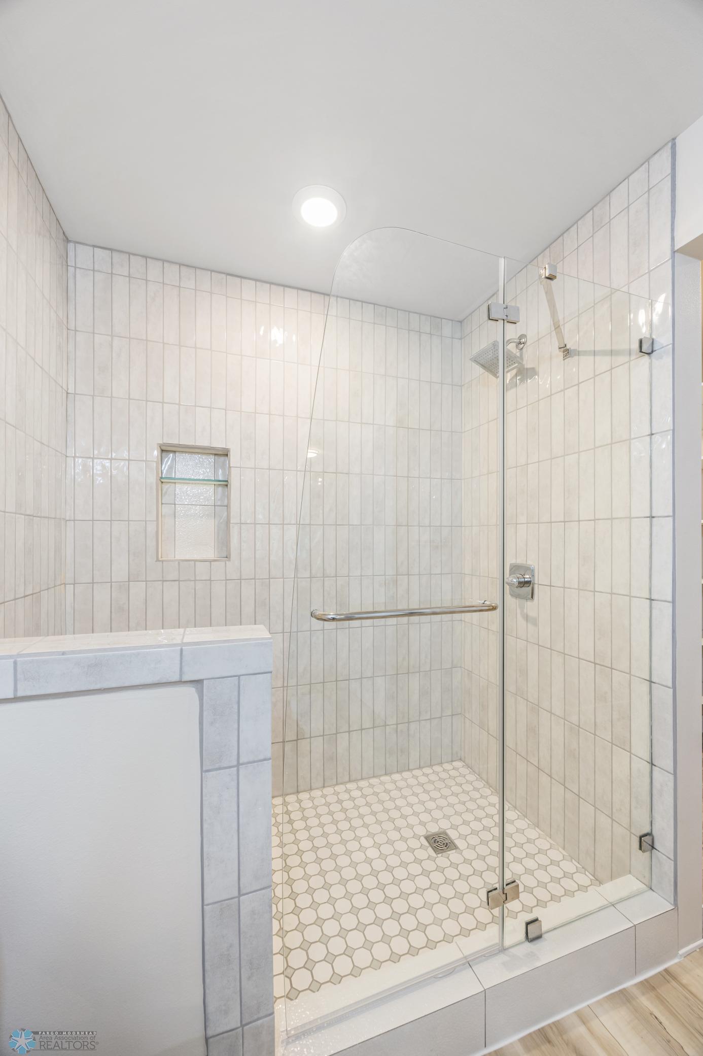 PRIMARY SUITE 3.jpg