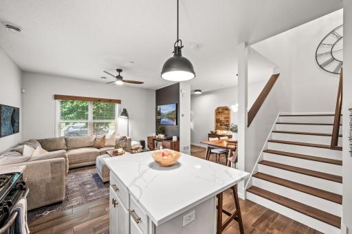 1004 Van White Memorial Boulevard, Minneapolis, MN 55411