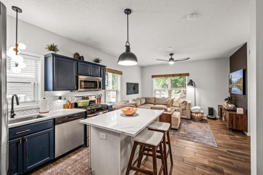 1004 Van White Memorial Boulevard, Minneapolis, MN 55411