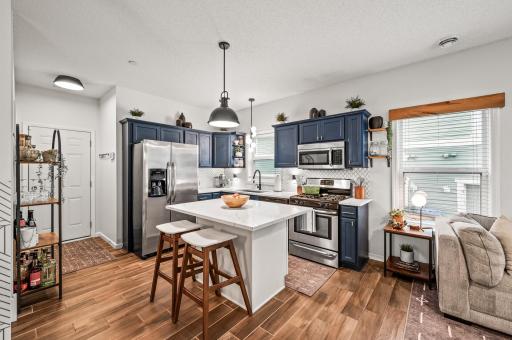 1004 Van White Memorial Boulevard, Minneapolis, MN 55411