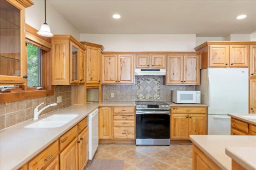 35082 Silver Sands Road, Pequot Lakes, MN 56472