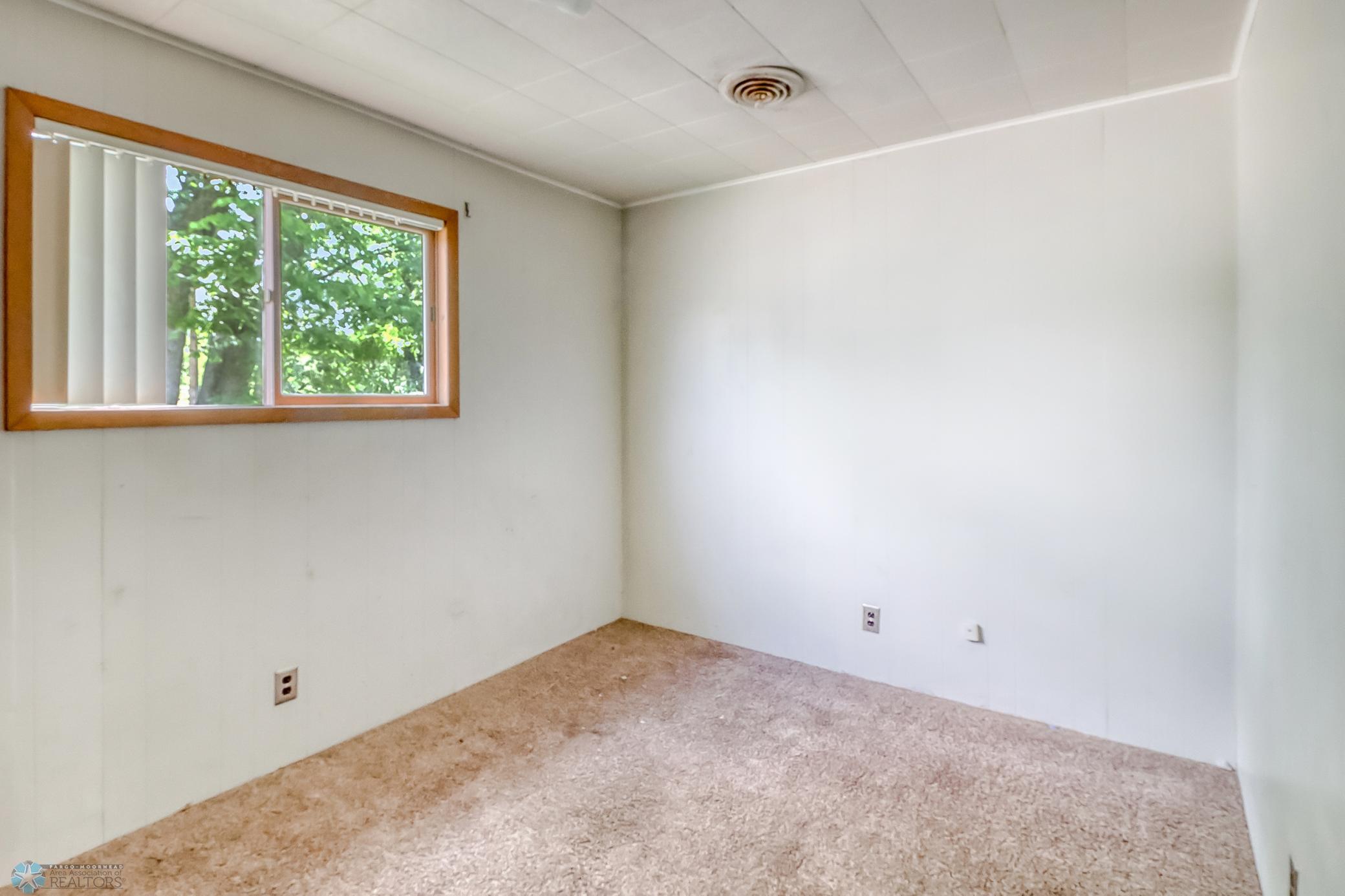 Unit 2_Bedroom3_1.jpg