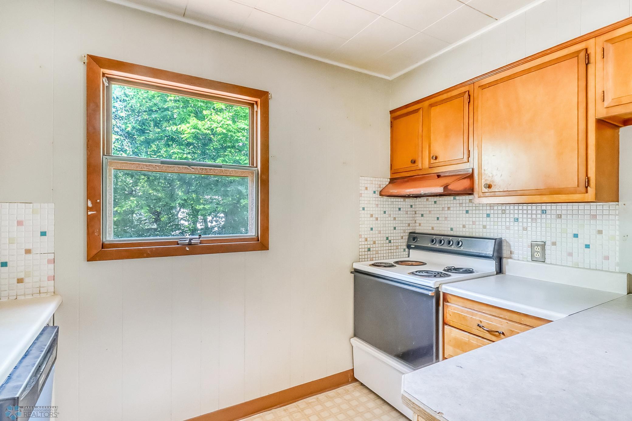 Unit 2_kitchen1_4.jpg