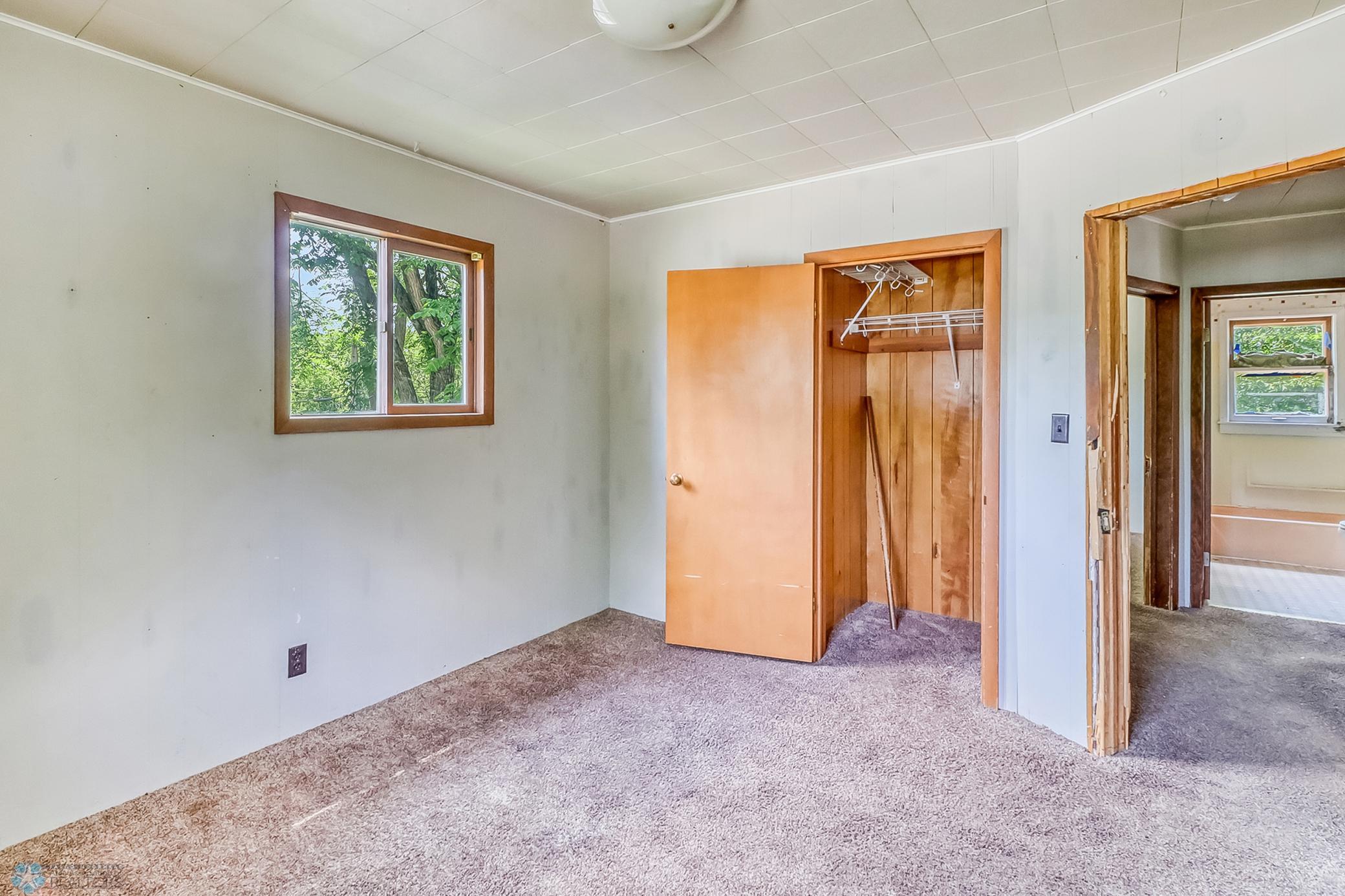 Unit 2_bedroom2_1.jpg