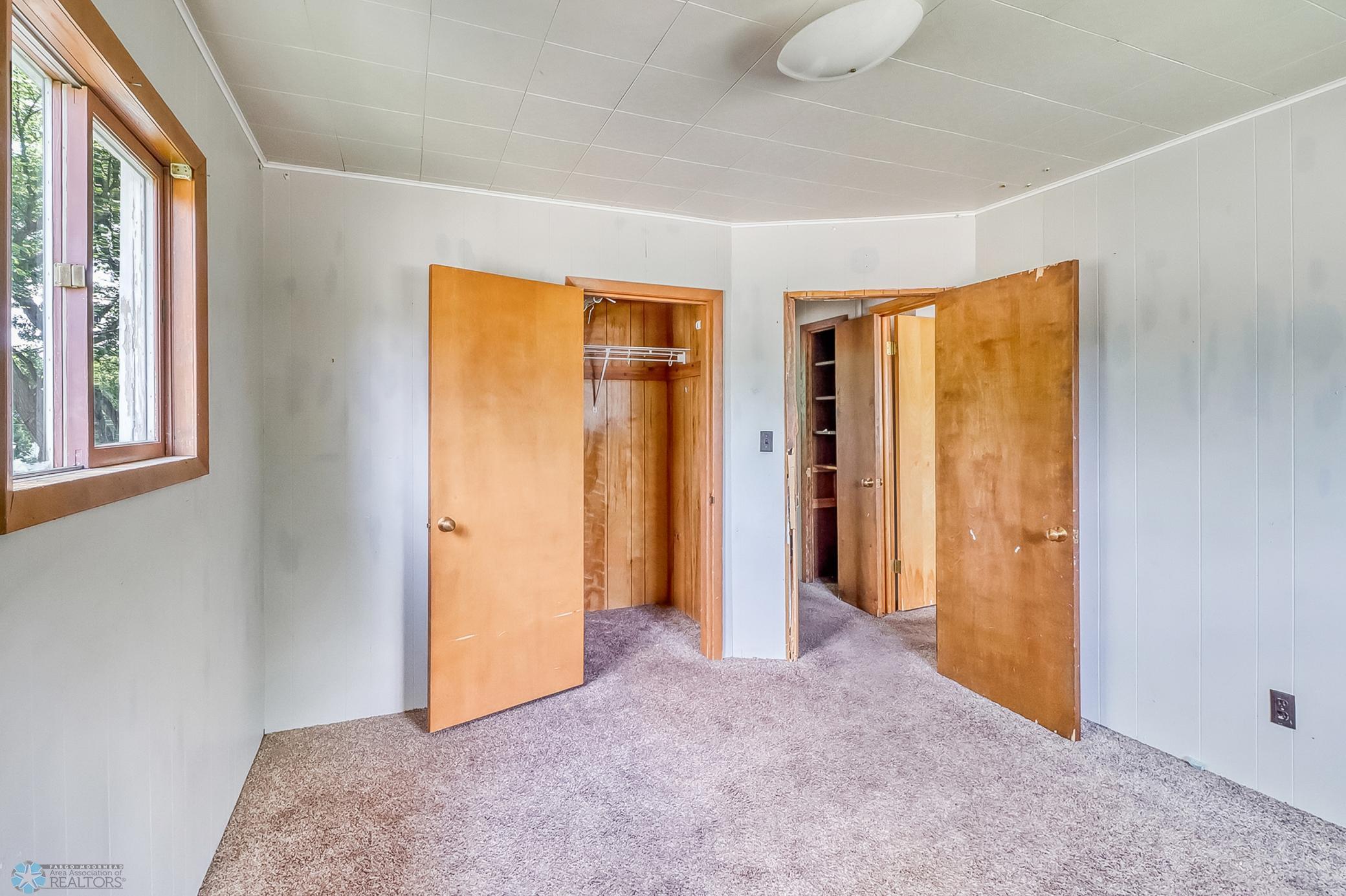 Unit 2_Bedroom2_2.jpg