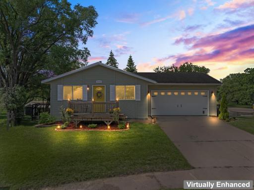 2452 Parkview Lane SE, Rochester, MN 55904