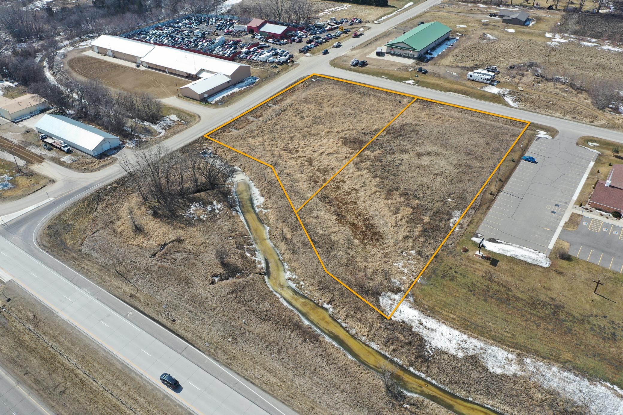 GOLDEN ACRES - N HWY 71?23DJI_0194