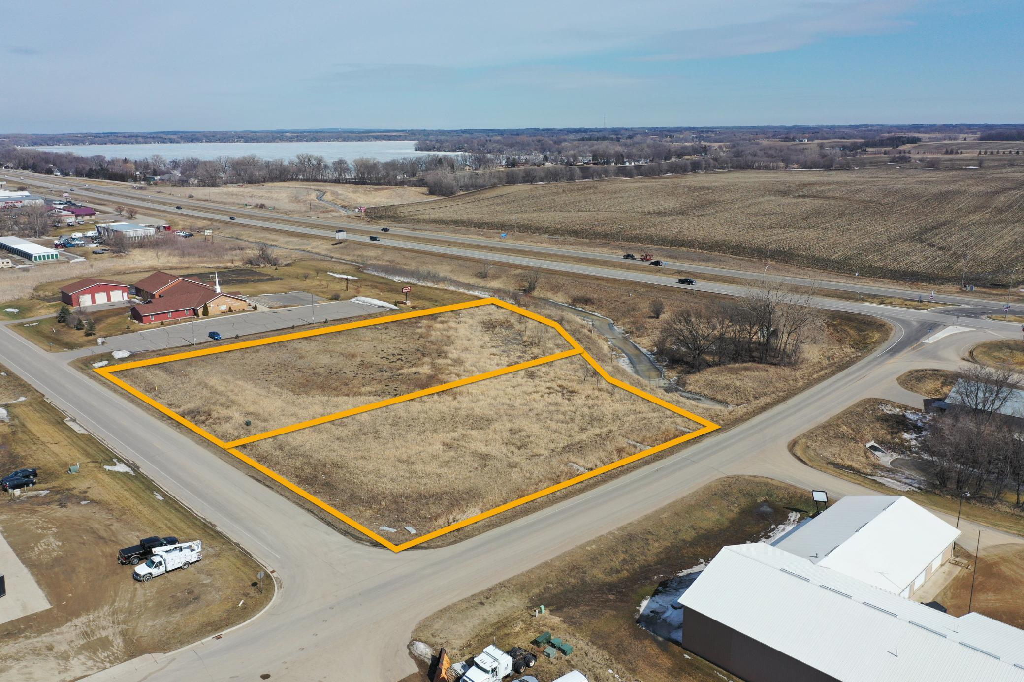 GOLDEN ACRES - N HWY 71?23DJI_0187