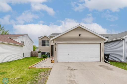 5932 24th Street S, Fargo, ND 58104