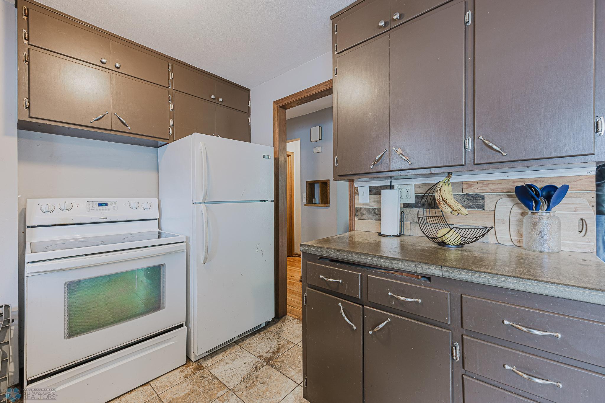 1019 3rd Ave N, Moorhead, MN, 56560-9.jpg
