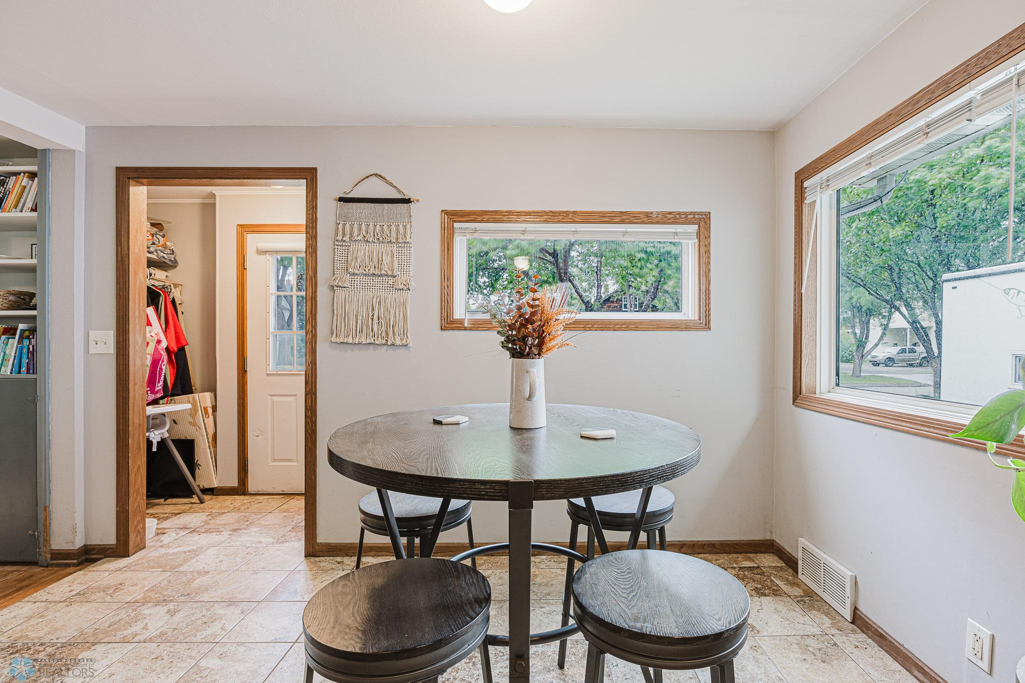 1019 3rd Ave N, Moorhead, MN, 56560-6.jpg