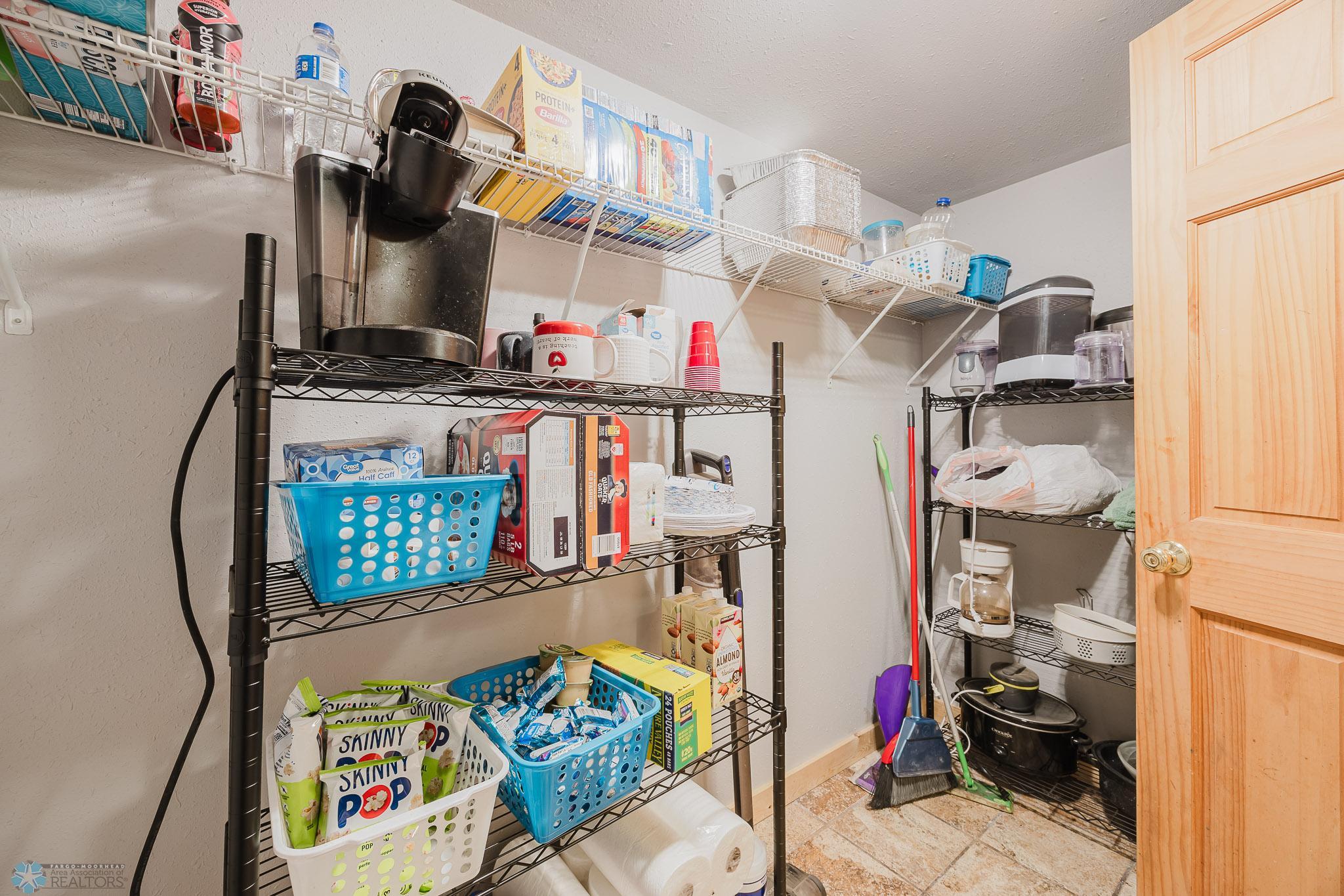 1019 3rd Ave N, Moorhead, MN, 56560-30.jpg