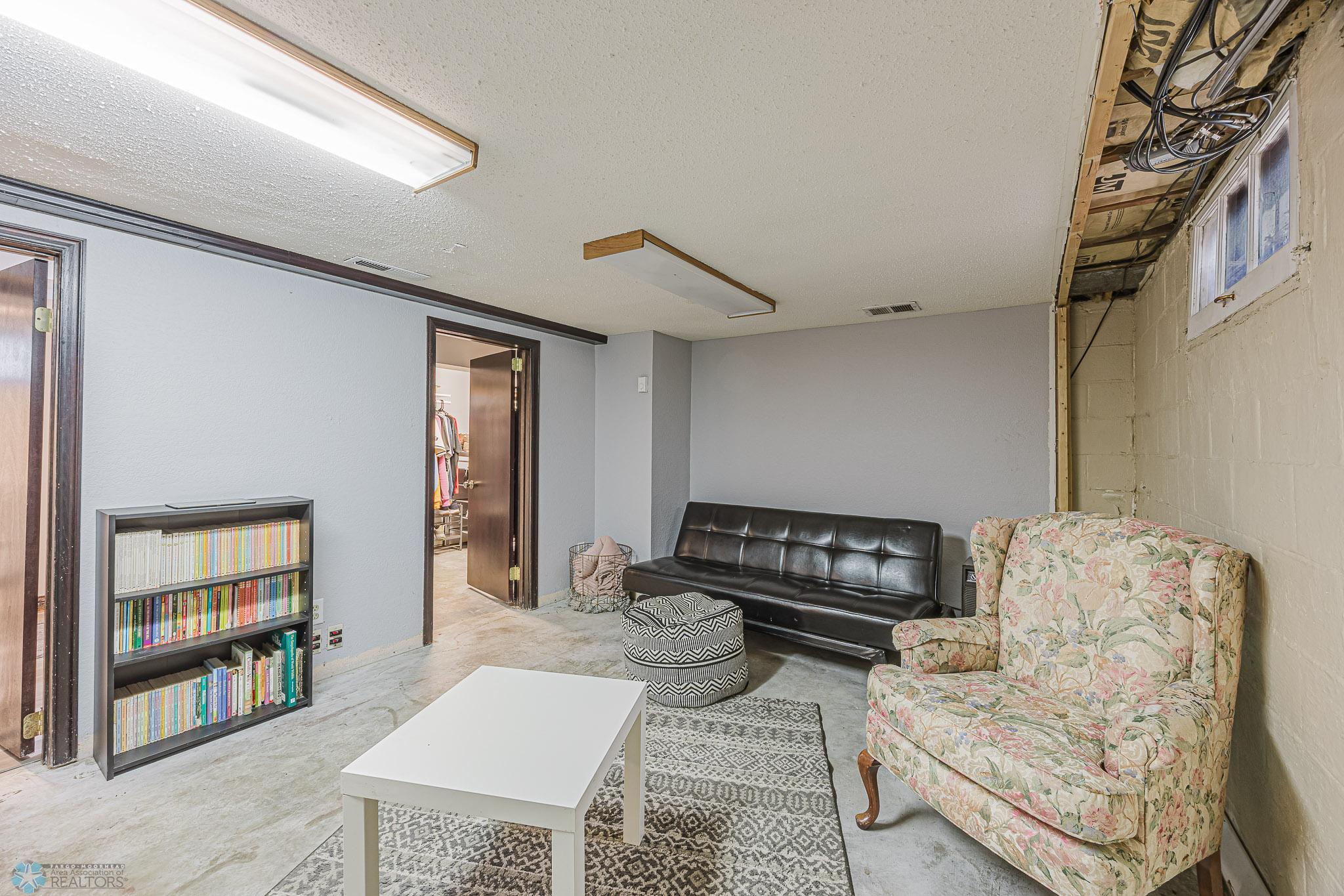 1019 3rd Ave N, Moorhead, MN, 56560-23.jpg