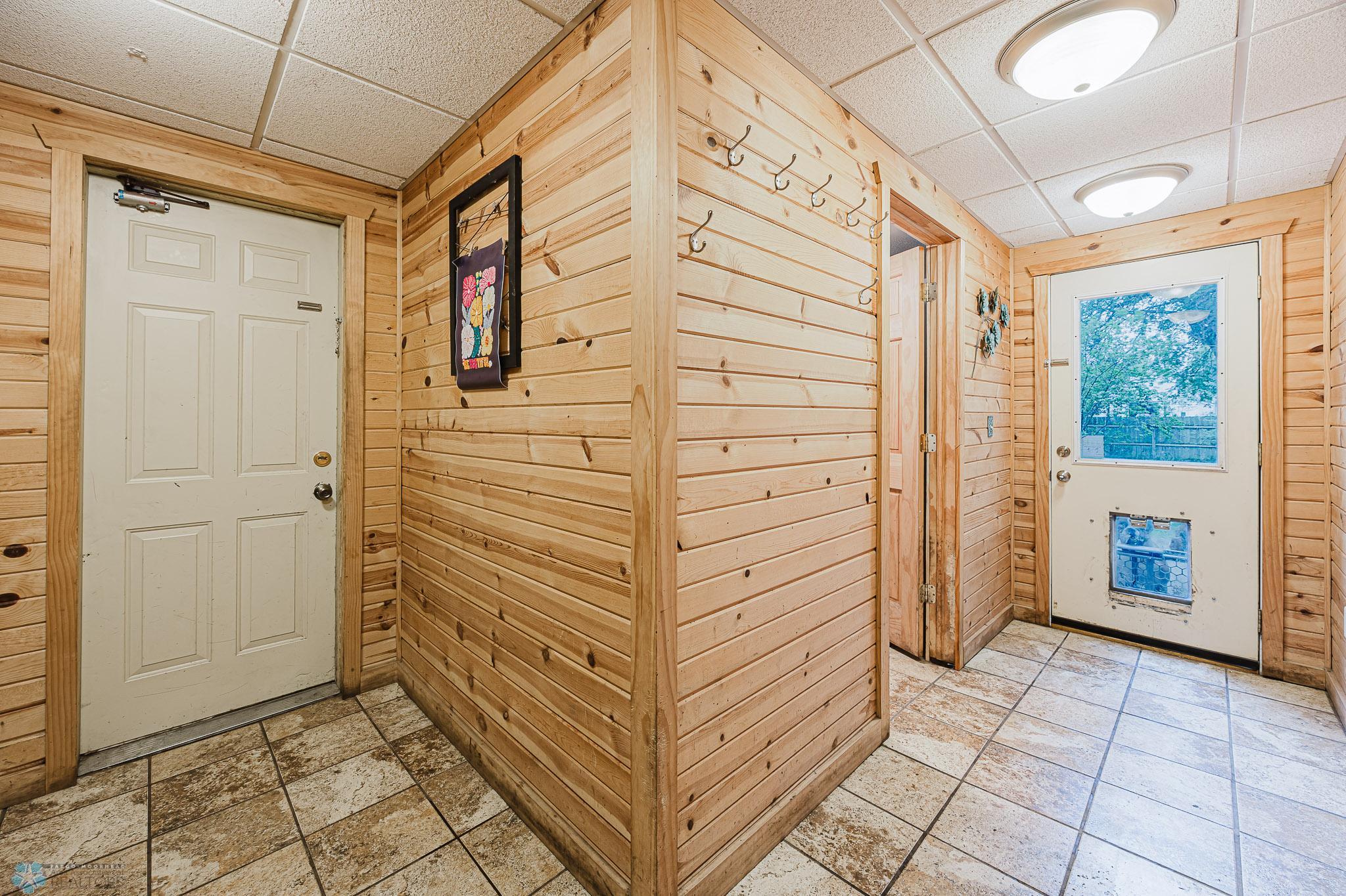 1019 3rd Ave N, Moorhead, MN, 56560-29.jpg