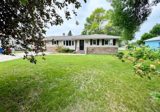 211 5th Street NE, Barnesville, MN 56514