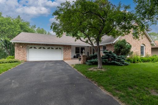 1281 Carlson Lake Lane, Eagan, MN 55123
