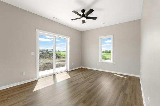 607 Northwood Place, Janesville, MN 56048