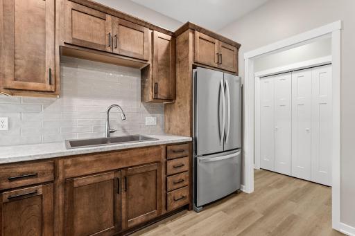 607 Northwood Place, Janesville, MN 56048