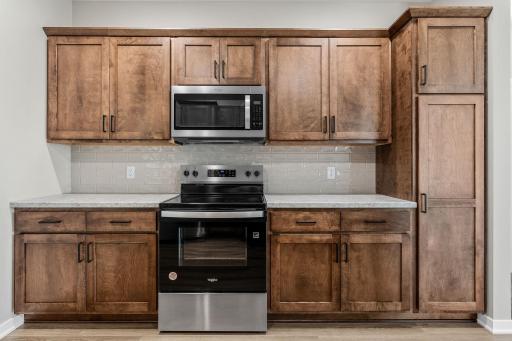 607 Northwood Place, Janesville, MN 56048