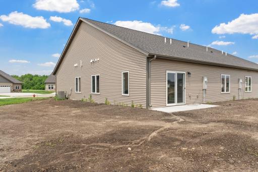 607 Northwood Place, Janesville, MN 56048