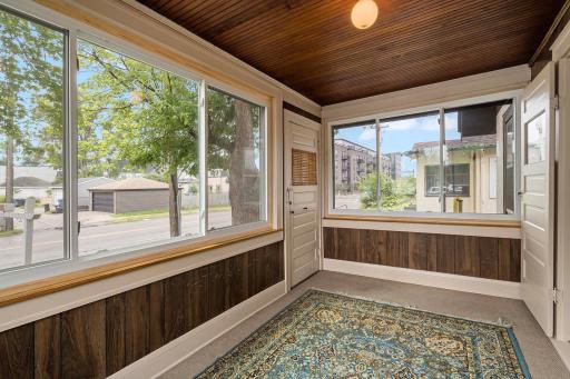 67 Lowry Avenue NE, Minneapolis, MN 55418