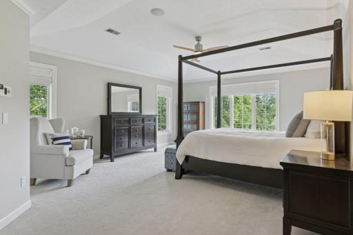 2 Bent Tree Lane, North Oaks, MN 55127