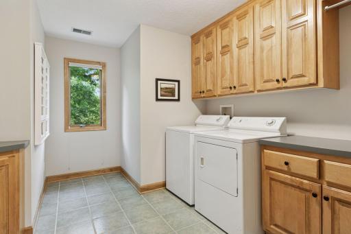 2 Bent Tree Lane, North Oaks, MN 55127
