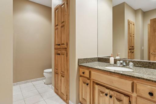 2 Bent Tree Lane, North Oaks, MN 55127
