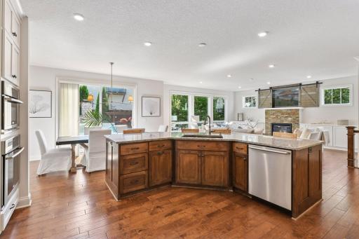 5721 Beard Avenue S, Edina, MN 55410