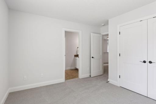 5721 Beard Avenue S, Edina, MN 55410