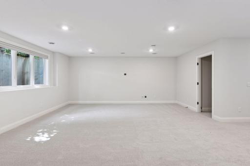 5721 Beard Avenue S, Edina, MN 55410