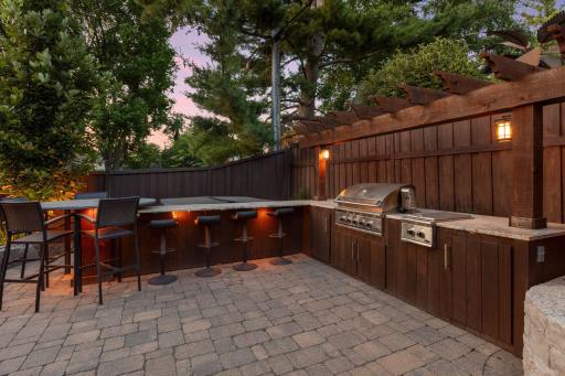 5721 Beard Avenue S, Edina, MN 55410