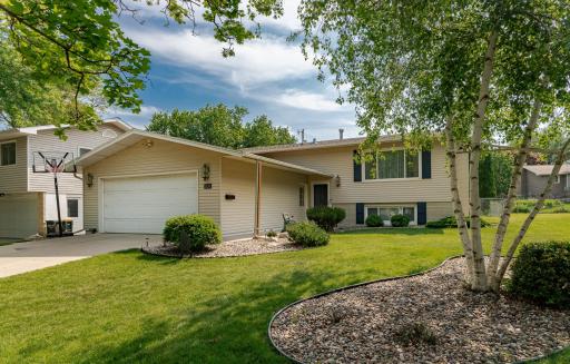 2620 E River Road NE, Rochester, MN 55906
