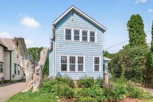 1009 3rd Street S, Stillwater, MN 55082