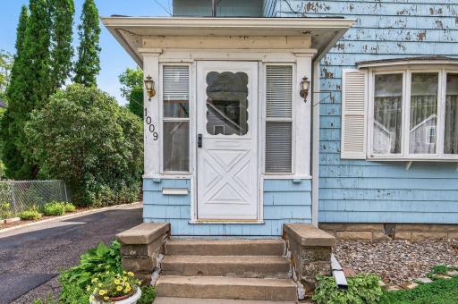 1009 3rd Street S, Stillwater, MN 55082