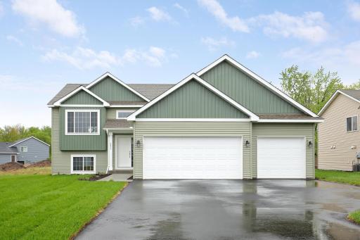 Newbury Plan, photos are of a different home