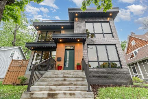 212 Oliver Avenue S, Minneapolis, MN 55405