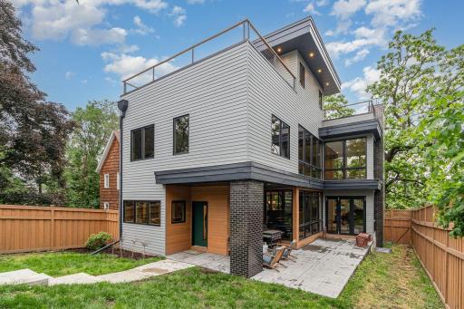 212 Oliver Avenue S, Minneapolis, MN 55405
