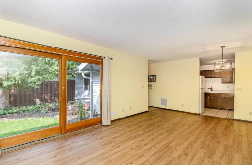 7880 Rimbley Road, Woodbury, MN 55125