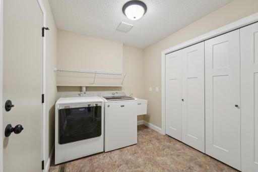 18081 Fillmore Drive NW, Elk River, MN 55330