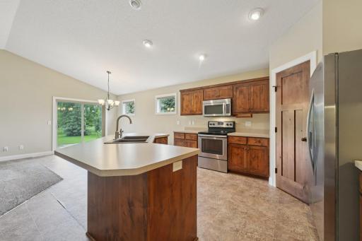 18081 Fillmore Drive NW, Elk River, MN 55330