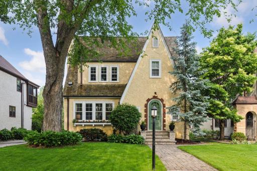 4906 Bruce Avenue, Minneapolis, MN 55424