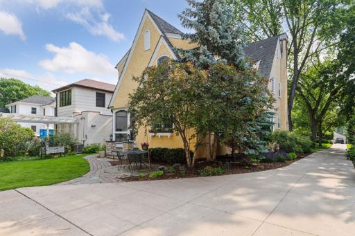 4906 Bruce Avenue, Minneapolis, MN 55424