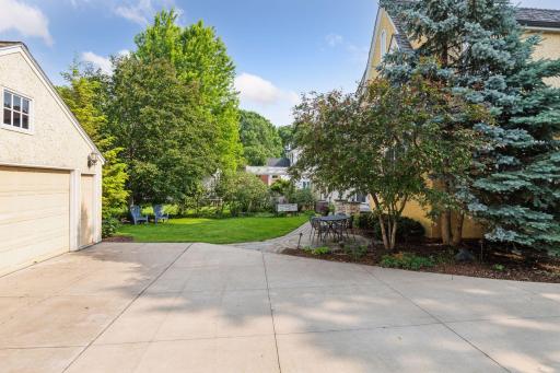 4906 Bruce Avenue, Minneapolis, MN 55424